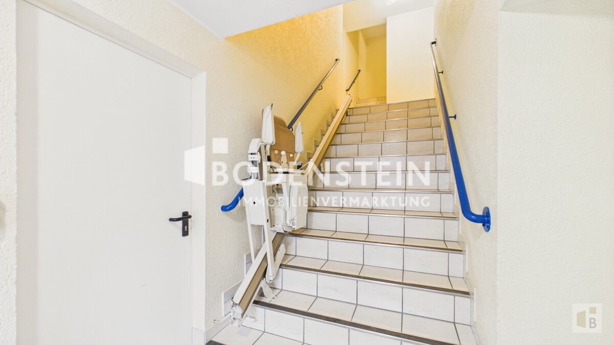 Treppenlift bis zum Fahrstuhl