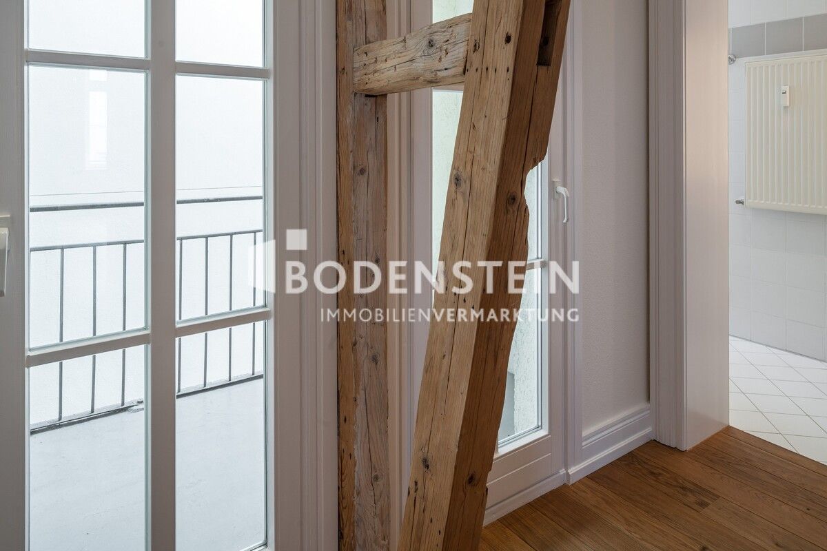 Eingangsbereich und 2. Balkon