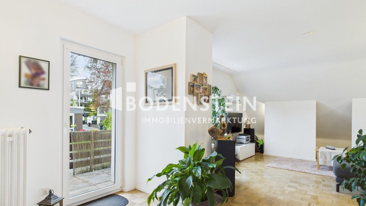 Wohnzimmer mit Essbereich