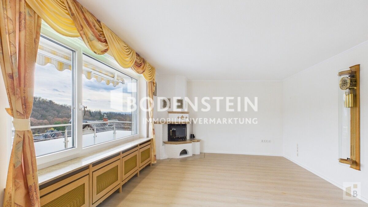 EG Wohnzimmer mit Kamin